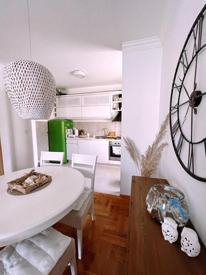 Aska Apartment Bar Ngoại thất bức ảnh